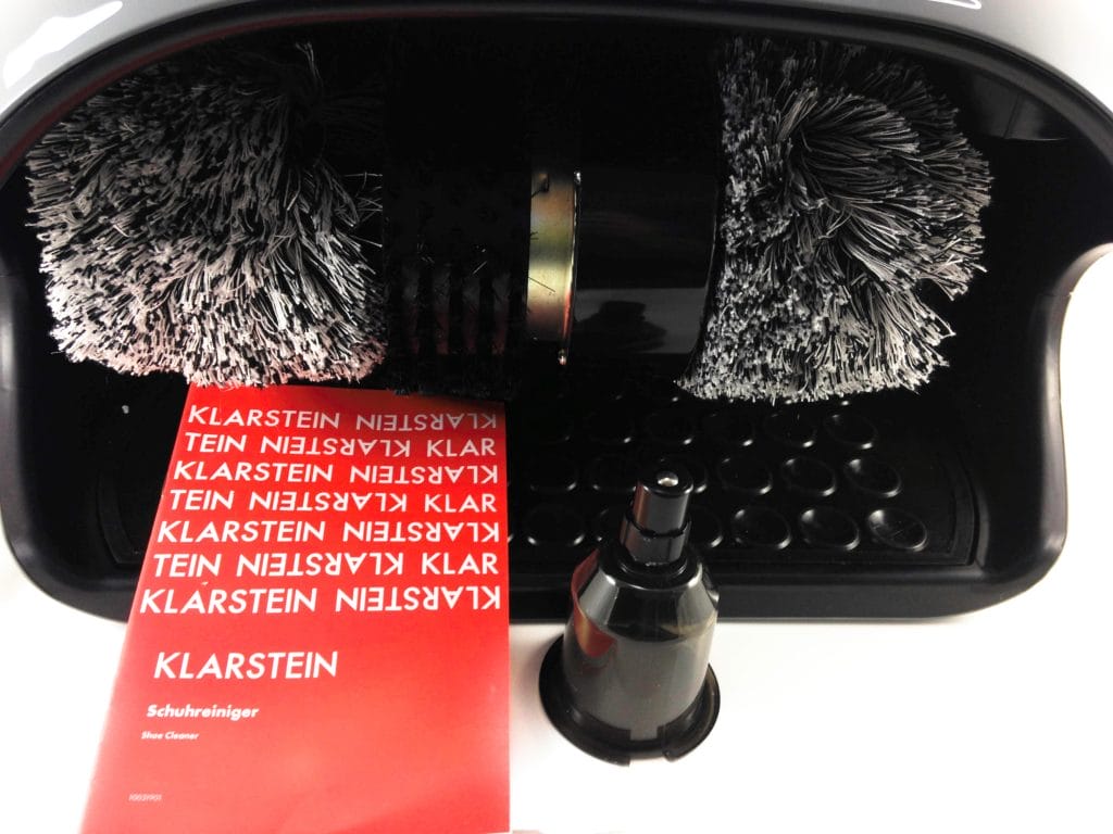 Klarstein ShoeButler Shoe Polisher Image shows the included contents.