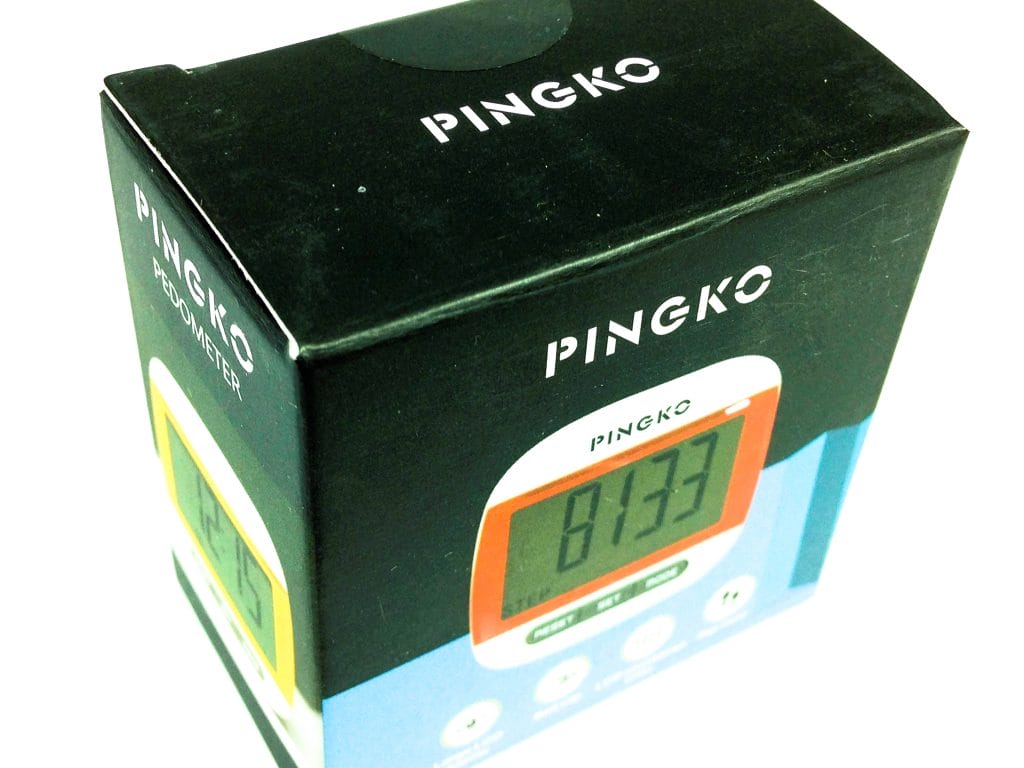 PINGKO Pedometer PK-667 Image shows the outer box of the PINGKO Pedometer PK-667.