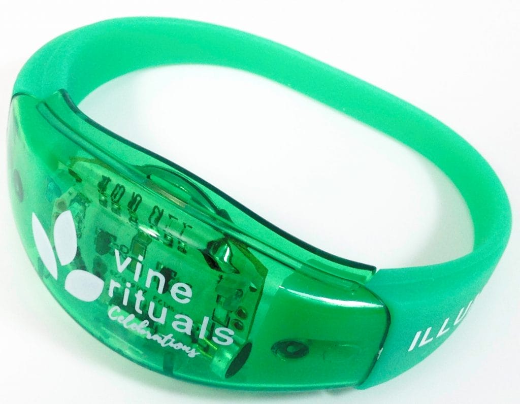 Vine Rituals Illumio+ Image shows a green bracelet.