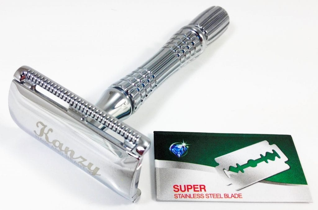 Image shows the included contents of the KANZY Victory Shaver.