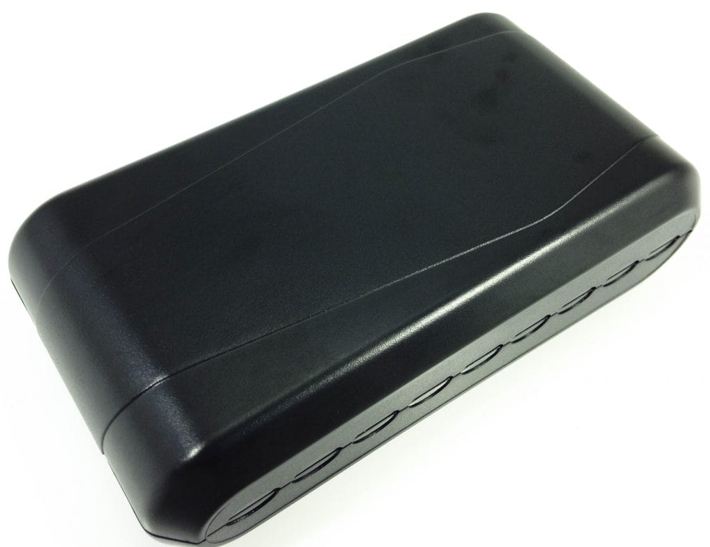 Image shows the hard case for the KANZY Victory Shaver.