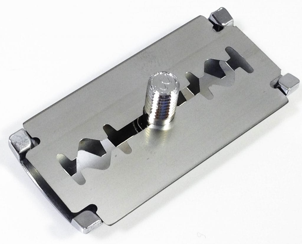 Image shows a blade on the head.