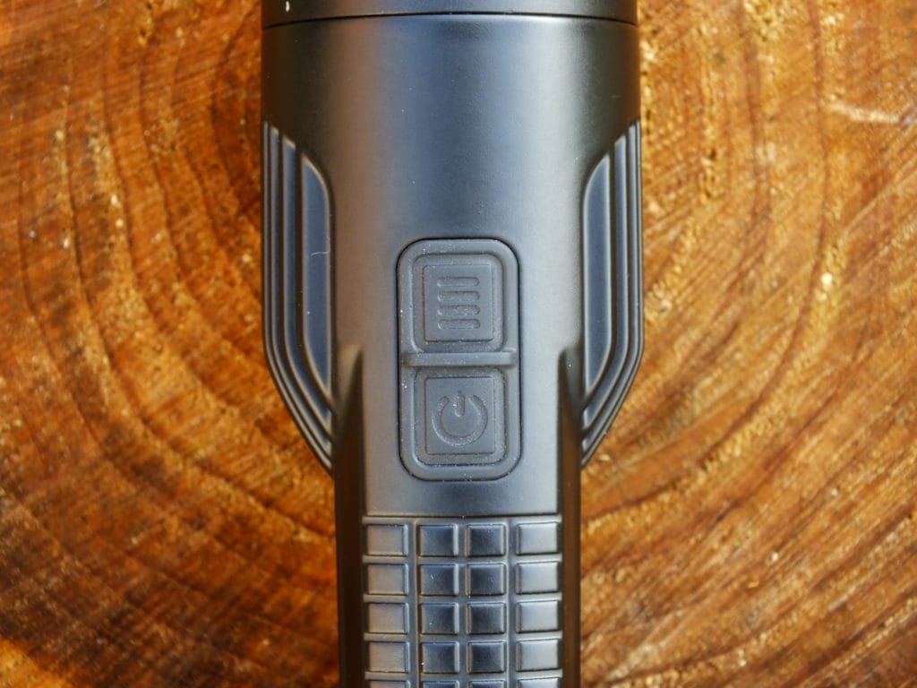 Nitecore EC4GTS Flashlight