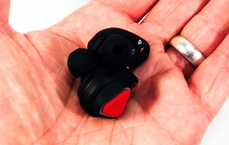 Axum Gear earphones