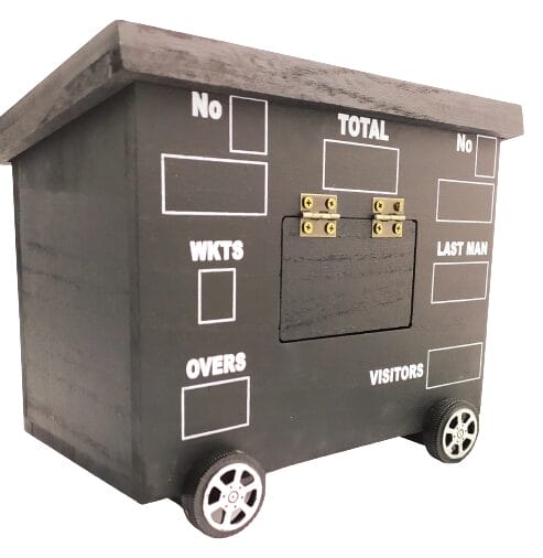 Image shows the desk tidy in a closed position.