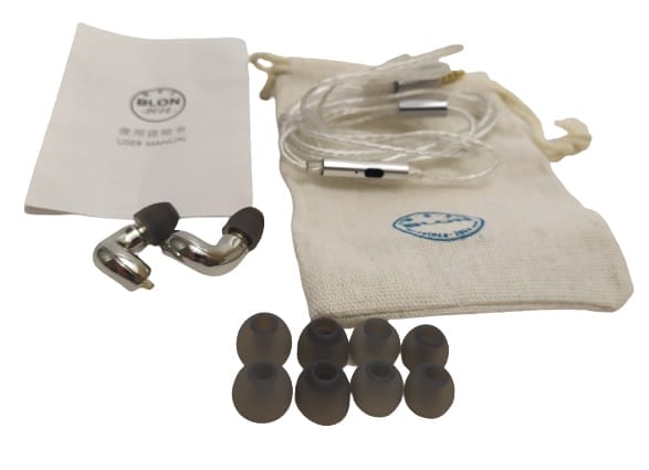 Image shows the supplied contents in a laid out position.