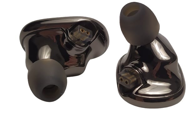 Image shows the BLON BL-Max Earphones