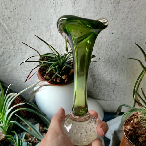 Lyla Forbes Bud vase (1)