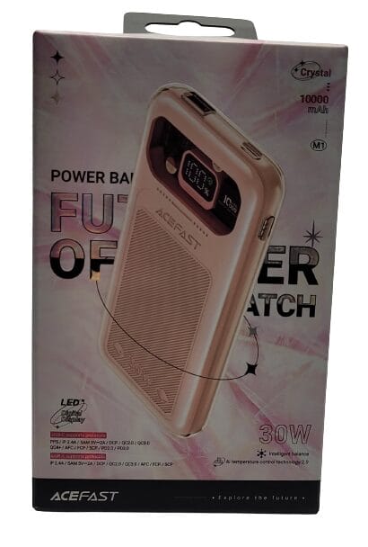 Image shows the outer packaging of the powerbank.