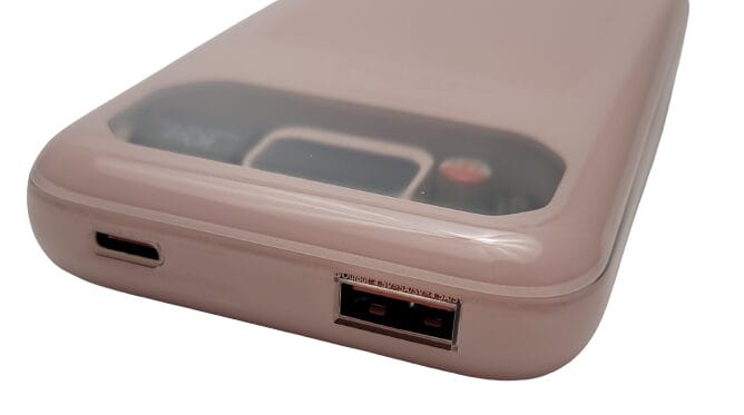 Image shows the ports of the powerbank.