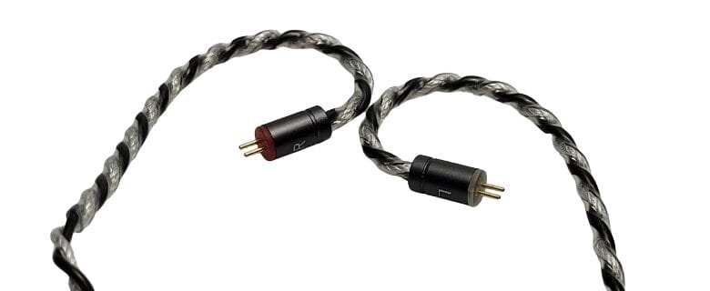 Image shows the supplied cable, you can see the two pin prongs on each end of the cable.