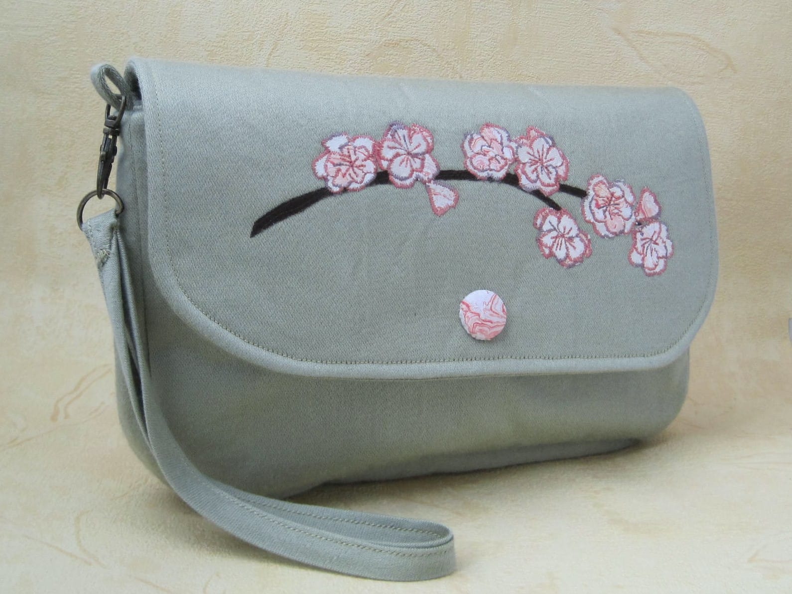 Cherry-blossom-clutch-side-new-2