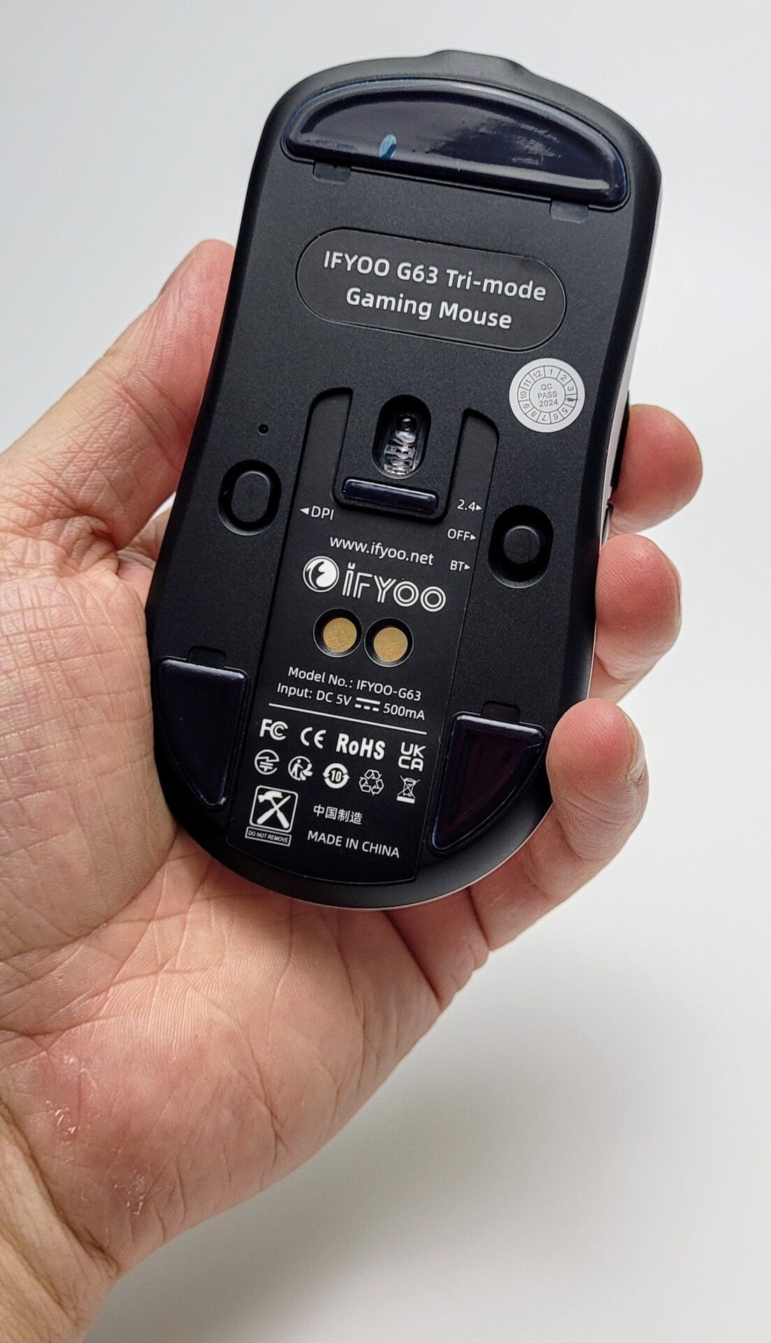 IFYOO G63 Gaming Mouse Image shows the underside of the mouse.