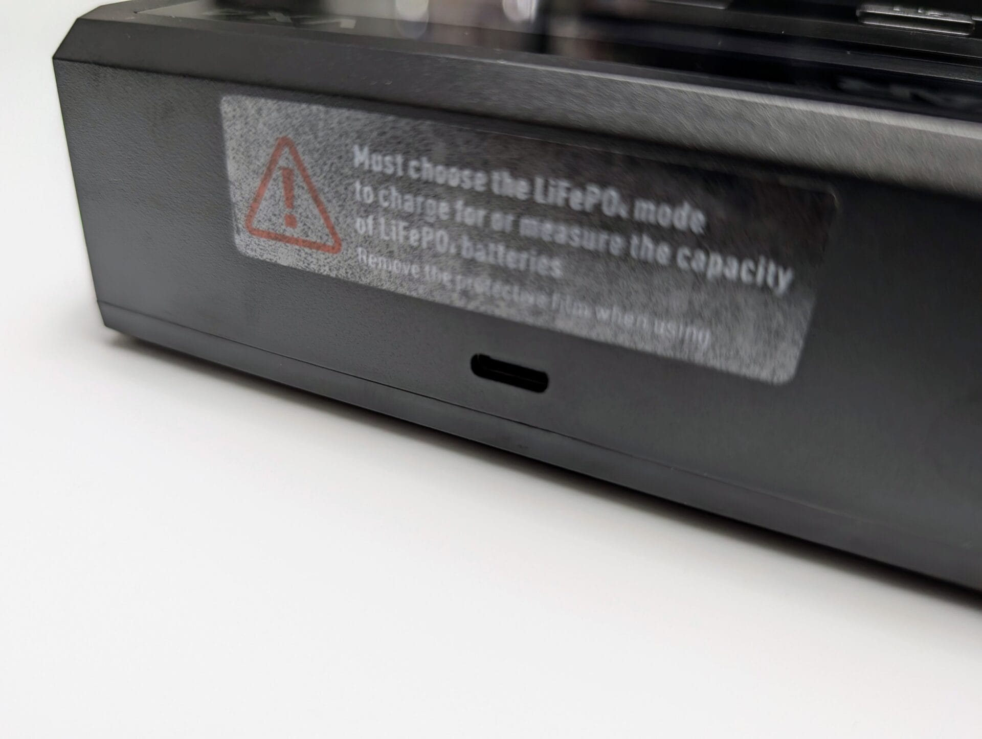 Image shows the USB-C port of the XTAR VX4 Limited Edition Gift Set.