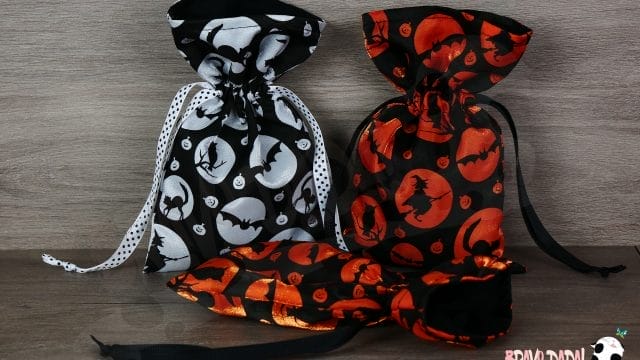 21.10.26-DIY-How-to-Make-a-Halloween-Trick-or-Treat-Lined-Drawstring-Bag