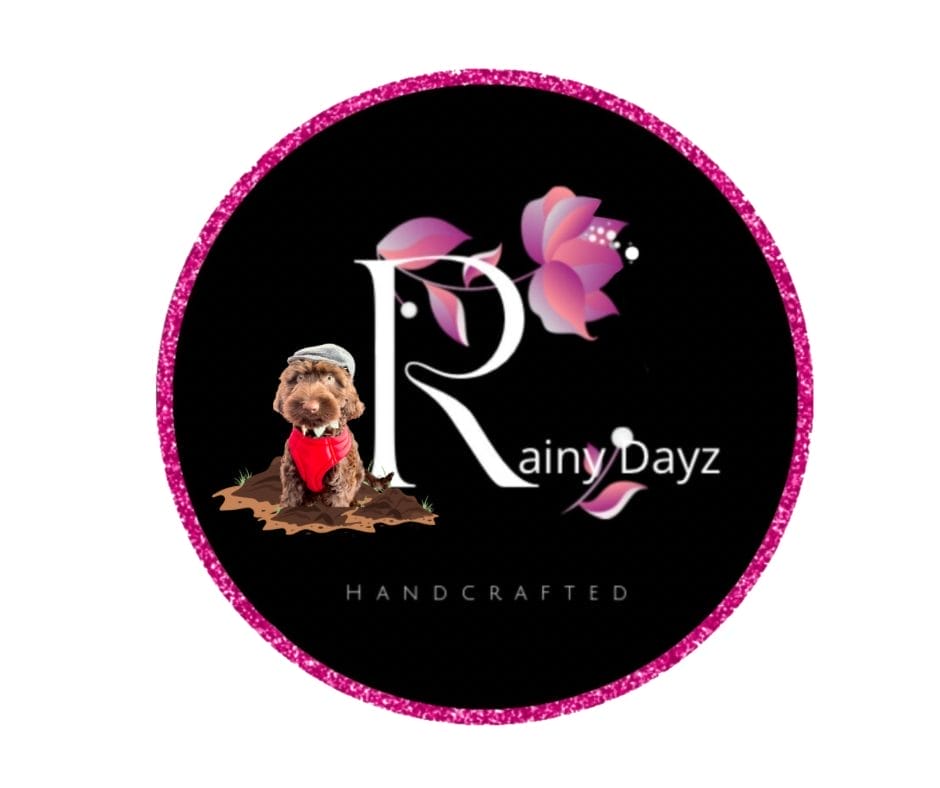 Rainy-Dayz-Handcrafted-is-on-vacation